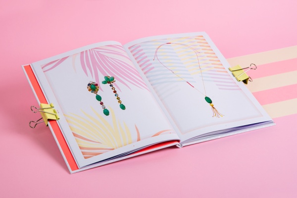 《LOOKBOOK SS》简洁彩色画册设计
